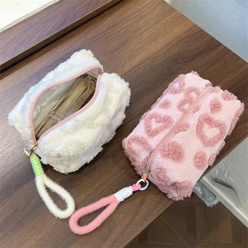 sacs de maquillage en peluche avec poignée, sac de rangement de cosmétiques de voyage souple, organisateur portable imprimé d'amour, trousse à crayons, pochette mignonne