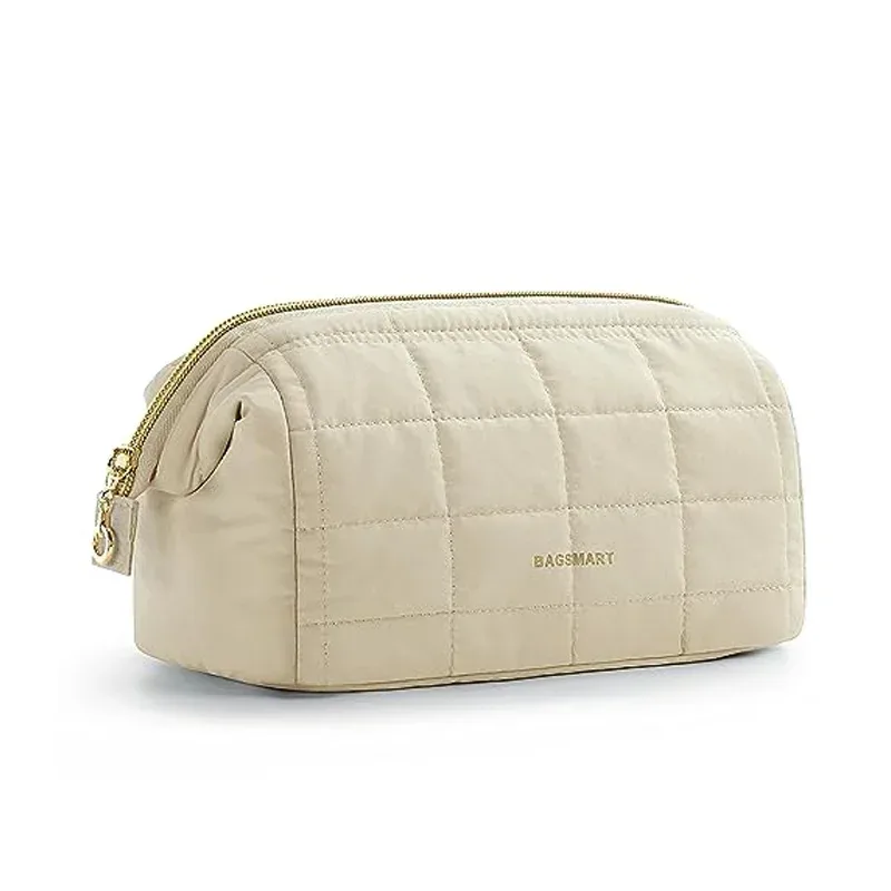 trousse toilette cosmétique taslan rose motif coutures quadrillées rectangulaire glissière dorée voyage femmes maquillage