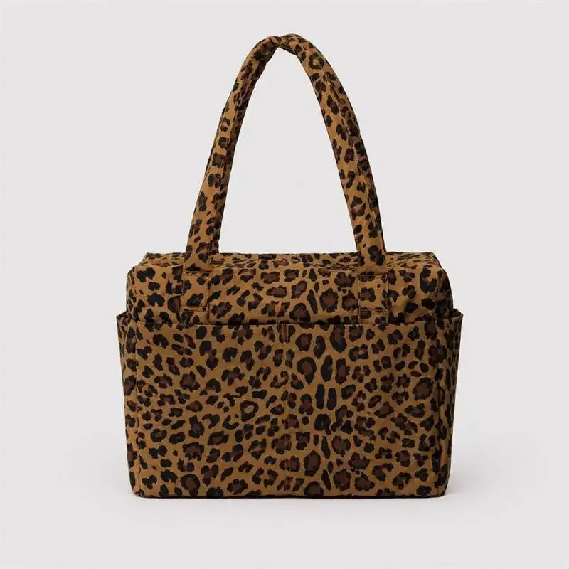 sac à main de voyage en nylon grande capacité, sac à bandoulière rétro européen et américain pour femme avec plusieurs poches et fermeture éclair, sac de sport et de shopping