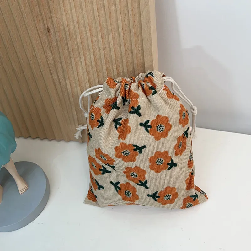 mini sac de rangement cosmétique à imprimé floral, sac de rouge à lèvres de maquillage wstring de proximité, petit gril, sac d'emballage de chaussettes de sous-vêtements de voyage