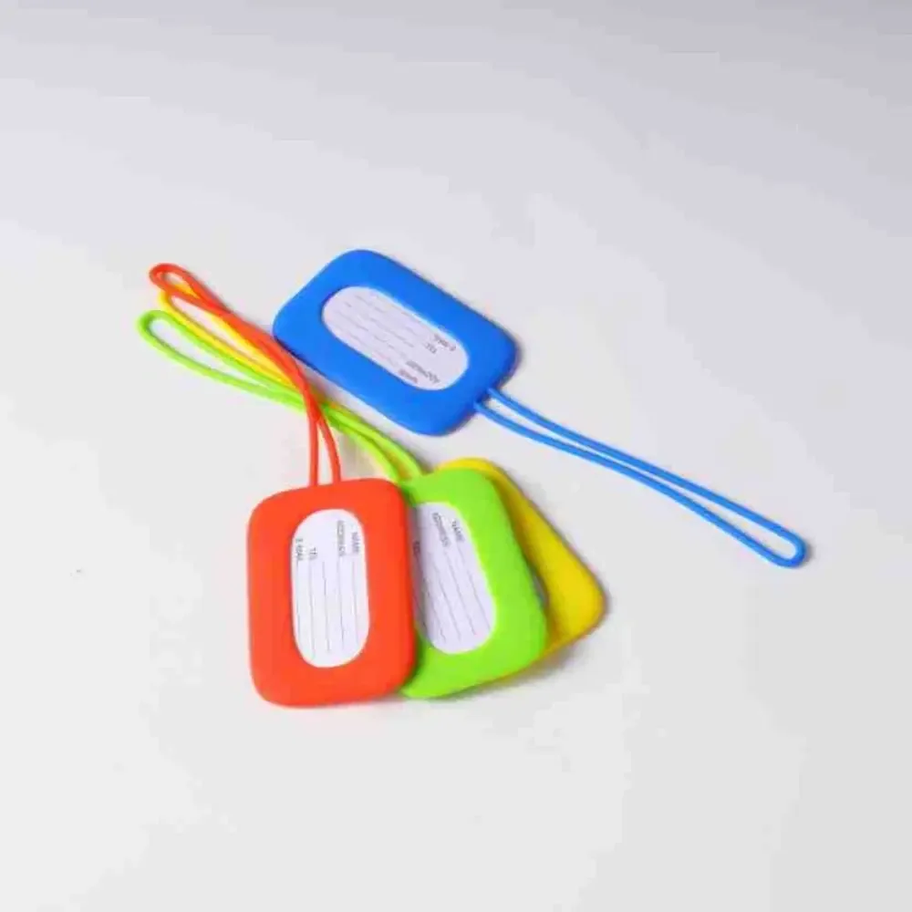 étiquette de bagage universelle en silicone, anti-perte, avec lanière, étiquette de carte d'embarquement, nom souple, adresse de téléphone, voyage
