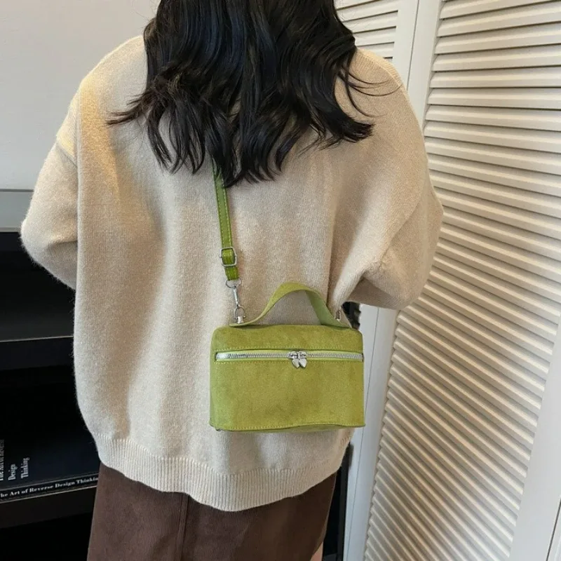 sacs à bandoulière en daim de qualité supérieure pour femmes, sacoches rétro vintage pour femmes, texture de mode et sacs à bandoulière polyvalents, hiver automne