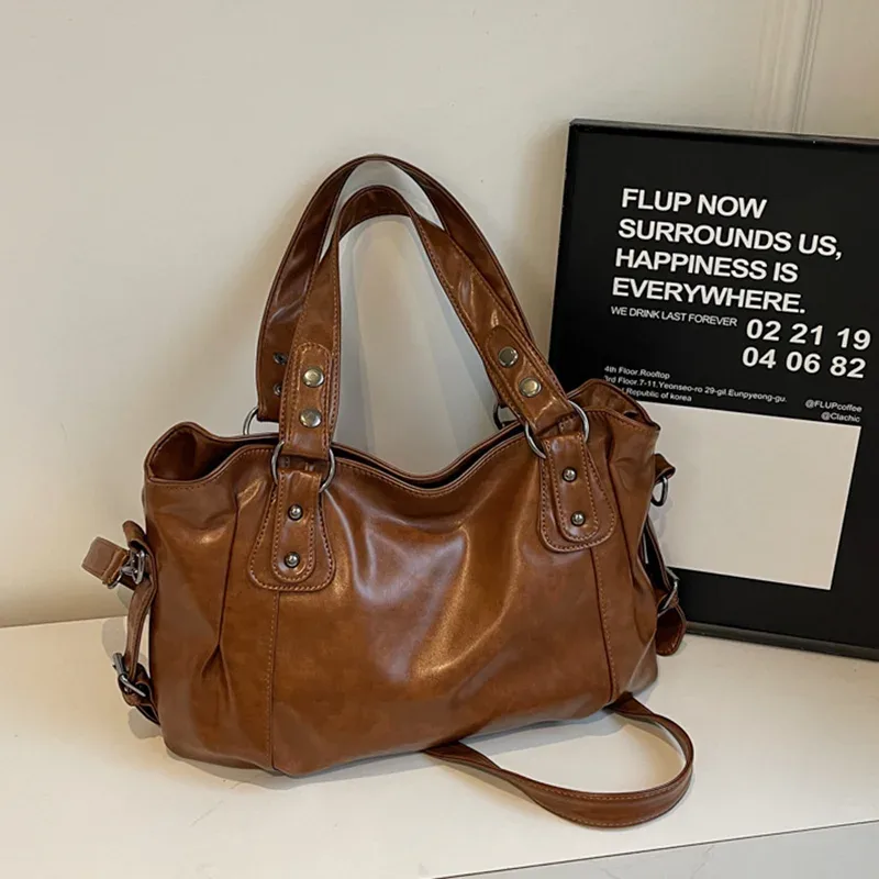 sac fourre-tout classique rétro décontracté de couleur unie, sac à bandoulière en pu de grande capacité, sac à main en cuir souple à la mode et polyvalent pour les trajets quotidiens