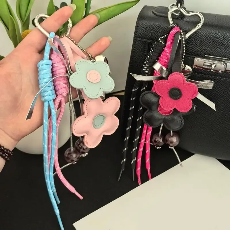 porte-clés en cuir pu avec breloque cœur fleur pour femme, accessoire mignon style bohème pour sac à main, sac fourre-tout, cadeau pour filles