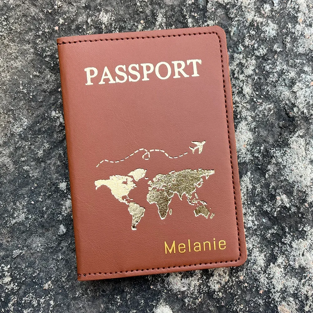 couverture de passeport personnalisé prenom pour femmes, couverture passeport personnalisé porte-passeport gravé avec noms, protege passport personalisé mignon, couples