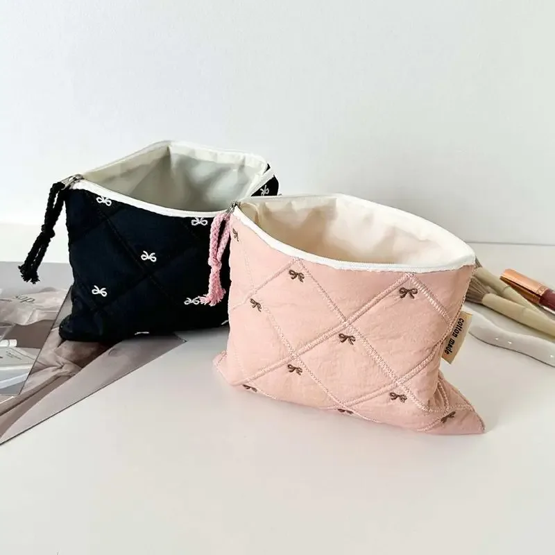 pochette à cosmétiques matelassée avec nœud brodé, grande capacité, sac à papeterie multifonctionnel, trousse à stylos