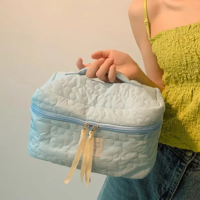 sac de maquillage à motif de fleurs douces pour femmes, organisateur de cosmétiques de toilette, sac à fermeture éclair, pochette de lavage de voyage, sac à cosmétiques, sacs de maquillage féminins