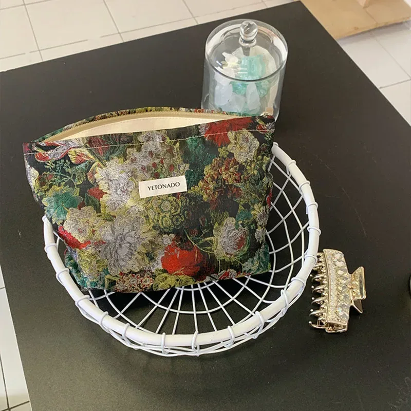 trousse de maquillage vintage à motifs floraux pour femme, pochette de voyage portable grande capacité, étui de rangement à fermeture éclair imprimé fleurs