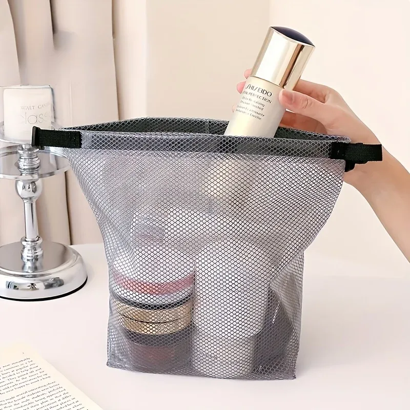 pochette cosmétique maille transparente motif carrés noirs fermeture éclair anse étanche voyage fitness natation