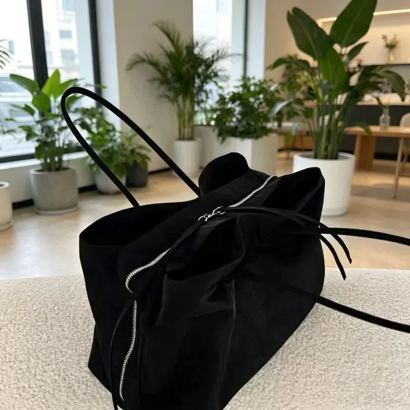 nouveau sac fourre-tout en nylon pour femme printemps-été 2026, grande capacité multi-compartiments, léger, blocs de couleurs, sac à bandoulière pour voyage