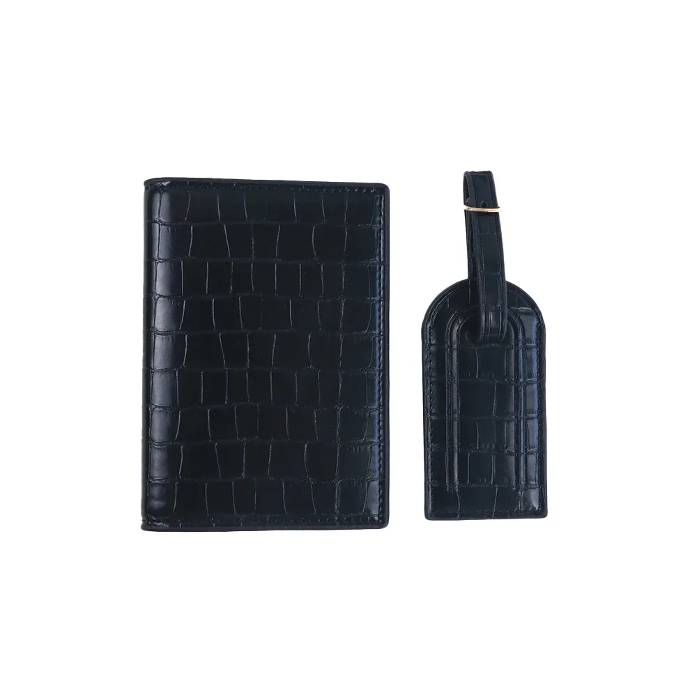 portedocuments etiquettebagage personnalisation prénomlisa motifcrocodile couleurmarron accessoirevoyage portepasseport setaccessoires bagages cuirpu modevoyage identificationvalise nomadresse