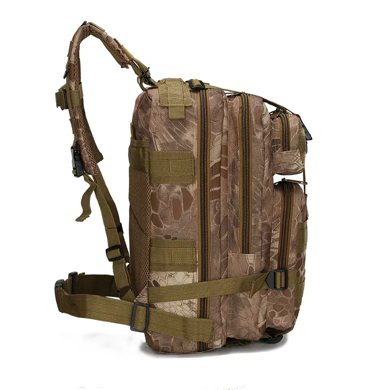 sac dos nylon camouflage vert beige marron compact 20 35 litres ventilation ceinture coussin air poche intérieure fendue poignée souple extérieure bandes ajustables