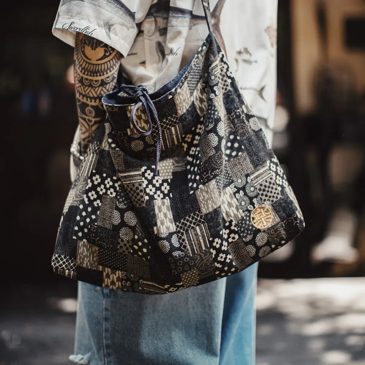 sac fourre-tout réversible en jean maden pour homme, grande capacité, sac à bandoulière, sac fourre-tout en jean double face, unisexe, portable, décontracté