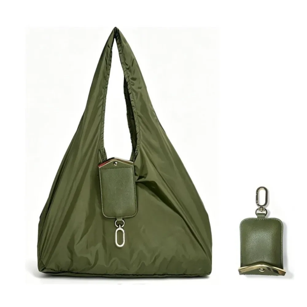 sac fourre-tout mini pliable anti-déchirure en similicuir couleur unie avec porte-clés et garniture métallique, pochette 2-en-1 pour sac et breloque