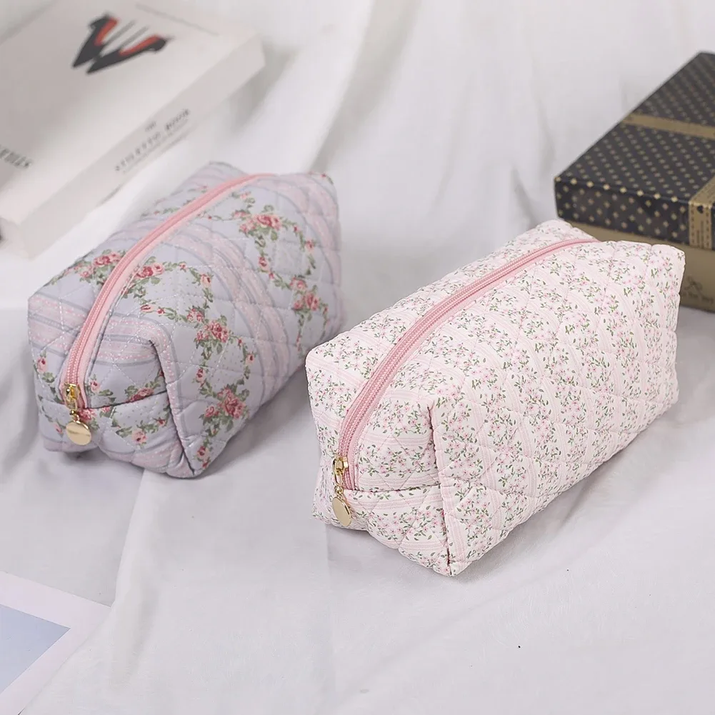 sac à cosmétiques floral pour femmes, grande capacité, en coton, esthétique, sac de toilette, fermeture éclair, sac organisateur rembourré, sac à main quotidien pour filles