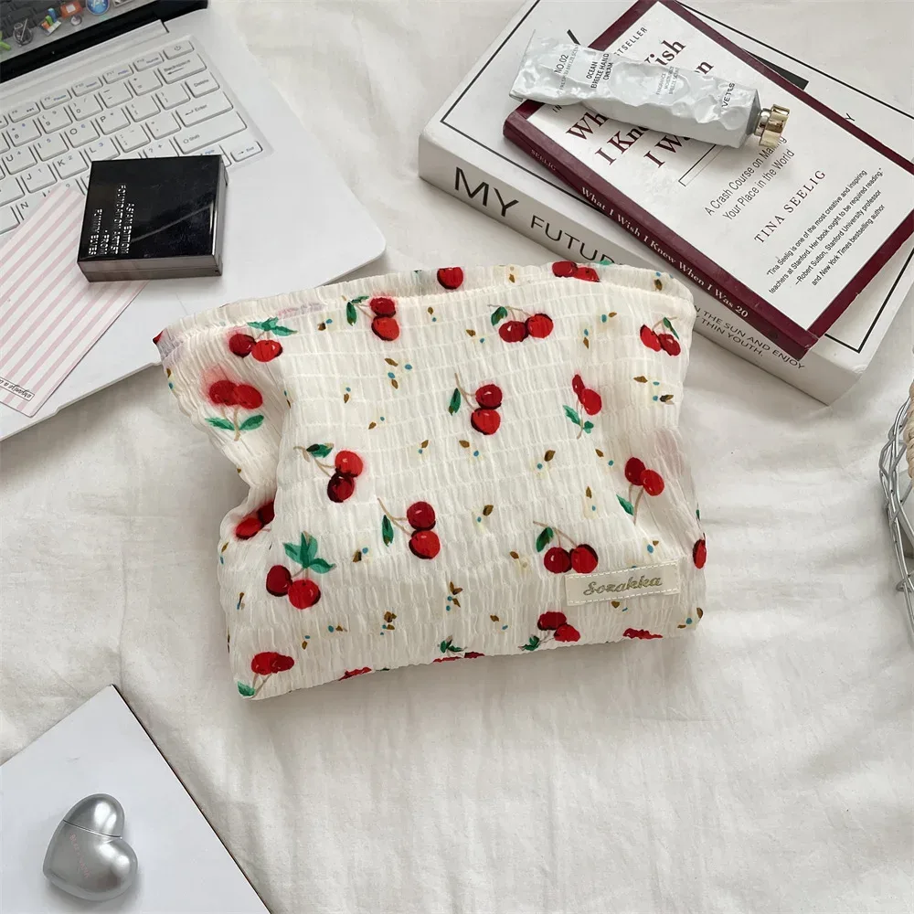 trousse de maquillage florale, sac de toilette léger et transparent à motif de cerises, sac de voyage portable pour soins de la peau, idéal pour les femmes et les jeunes filles.