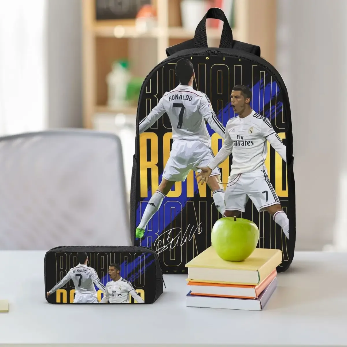 sac dos polyester noir impression ronaldo bleu jaune pique-nique isolante bandoulière usage voyage étudiant