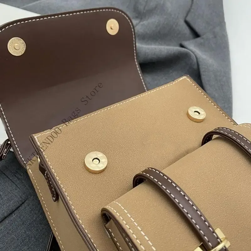 sac dos cuir pu marron beige vintage bandoulière arquée poignée souple fermure éclair compartiments organisés usage voyage fête travail