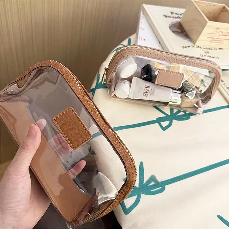 sac à cosmétiques étanche en pvc avec nom personnalisé de voyage, sac de maquillage de grande capacité en cuir saffiano avec initiales gravées, sac de rangement de luxe