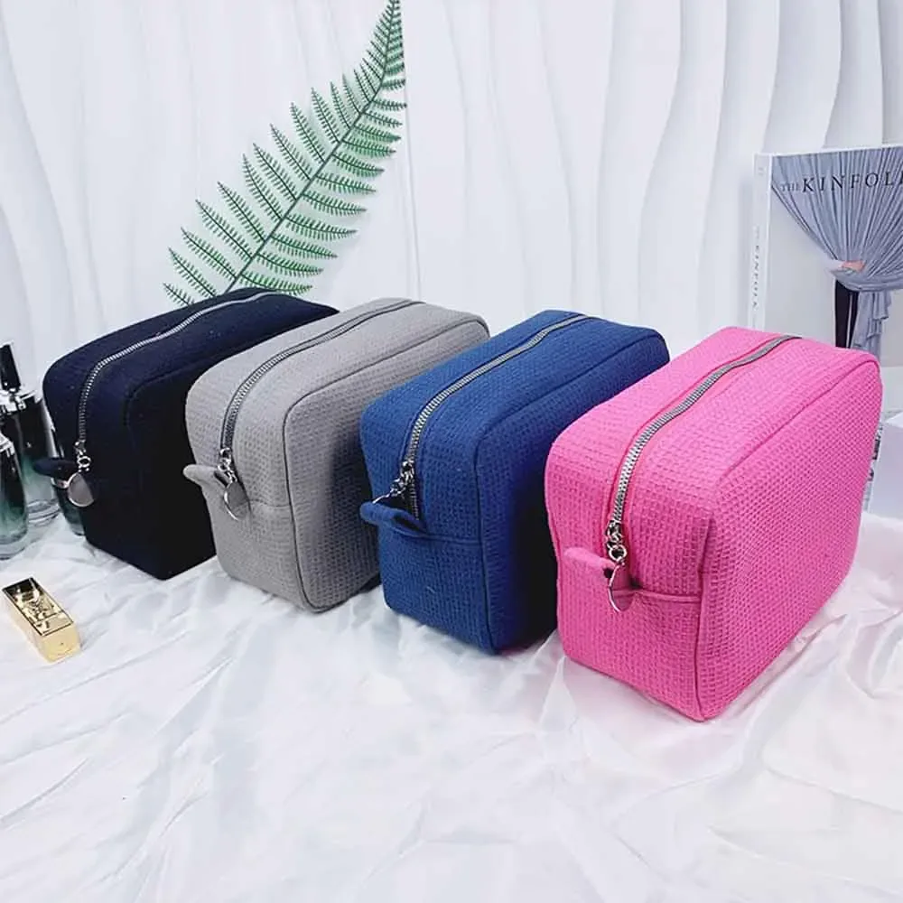 pochette de maquillage personnalisée brodée avec nom, sac cosmétique sur mesure, cadeau pour demoiselle d'honneur, cadeau pour lune de miel, cadeau pour l'équipe de mariage
