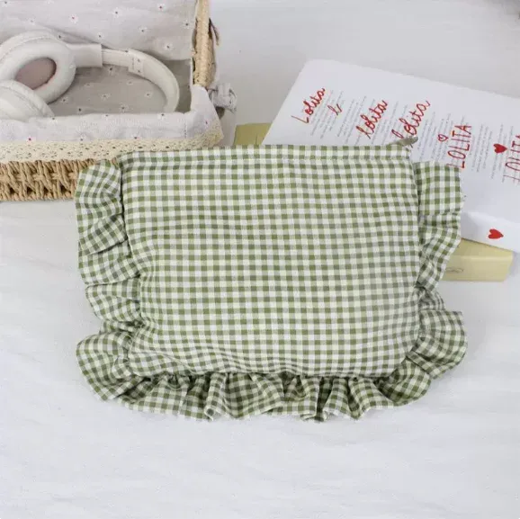 pochette à maquillage personnalisée en seersucker à volants, trousse de toilette en chenille avec nom, sac de voyage pour cosmétiques, cadeau pour elle, trousse de maquillage du matin pour la mariée