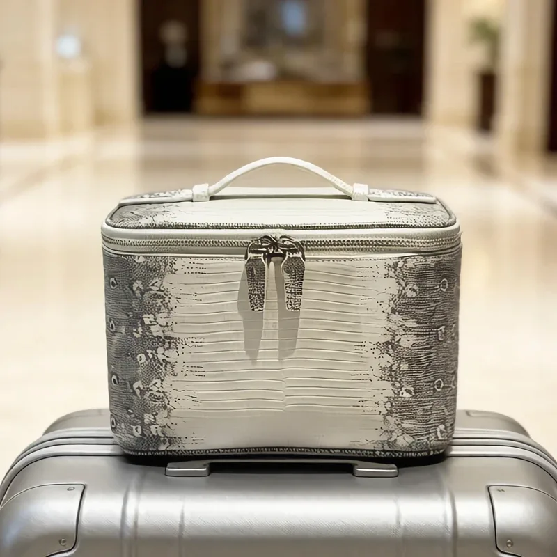 initiales personnalisées en cuir véritable motif lézard sacs de maquillage pour femmes sacs à main et sacs à main de luxe 2026 nouveau en cuir de vache motif crocodile avec boîte miroir maquillage organisateur sac
