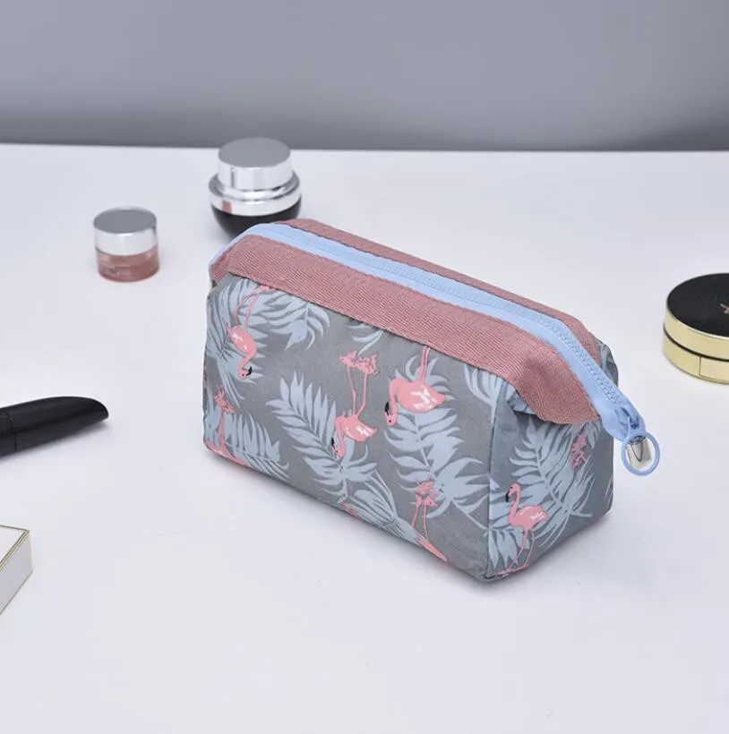 trousse de toilette et de maquillage pour femme et fille, motif flamant rose, sac de rangement pour produits de beauté et articles de toilette, étui de voyage et de bain