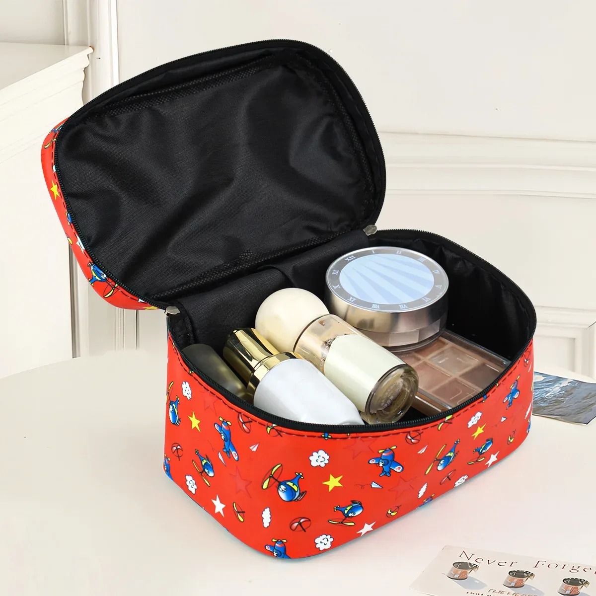 pochette cosmétique en similicuir tendance, design carré, simple, pratique, facile à transporter, trousse de maquillage, sac de toilette de voyage