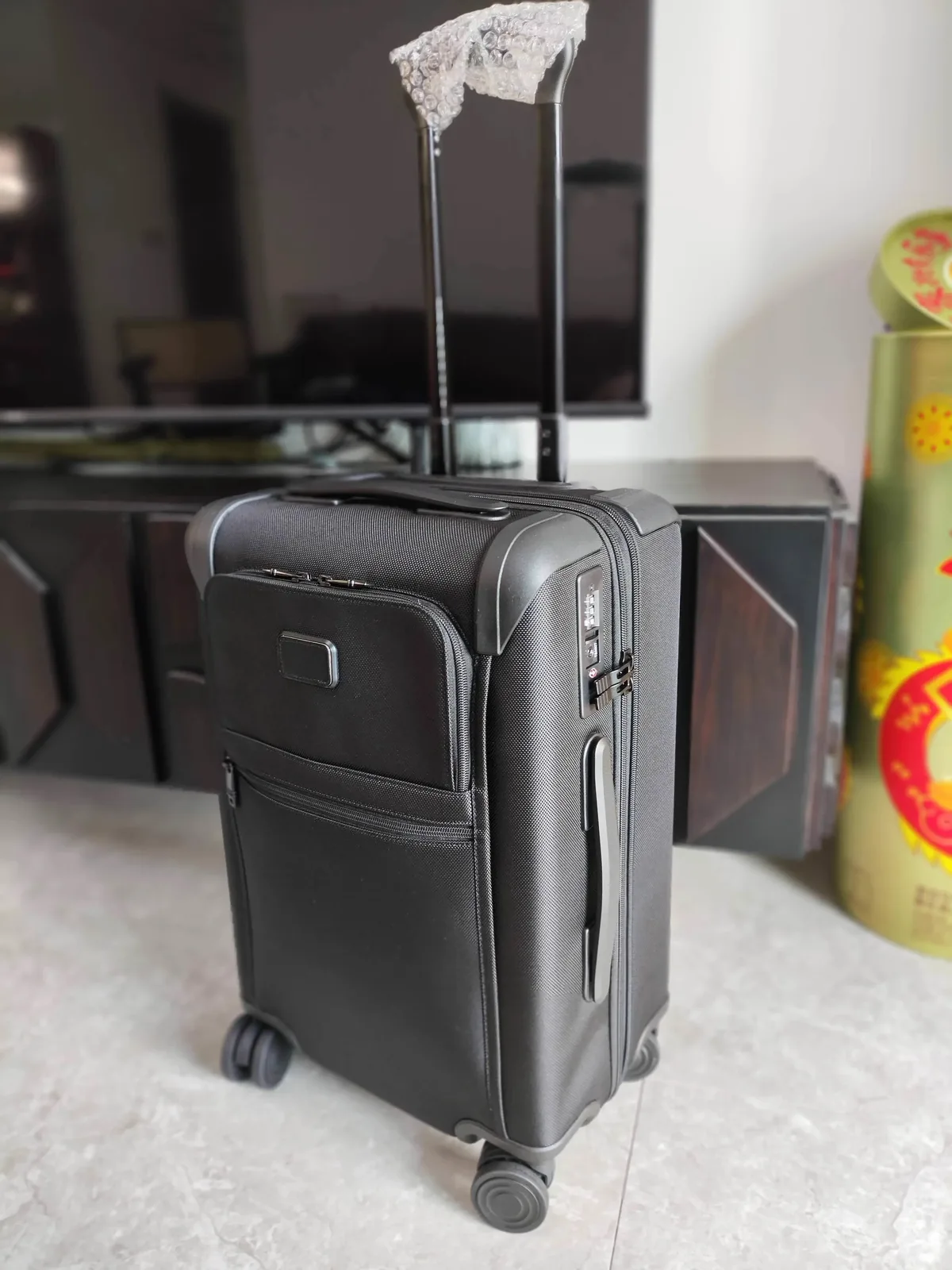 sacoche portable nylon noire roulante poignées multifonction usage voyage business transport documents office travail