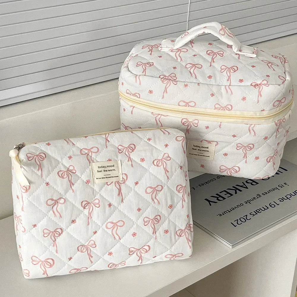 sac de maquillage matelassé avec nœud papillon pour femmes, fourre-tout portable, pochette de rangement de cosmétiques et de toilette, sac à main à fleurs avec fermeture éclair, vente en gros
