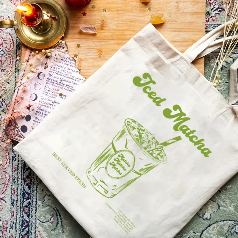 sac fourre-tout en toile à motif matcha latte, sac à bandoulière pour voyage, déplacements quotidiens, sac de courses réutilisable pour femmes, cadeau pour les amateurs de matcha, 1 pièce