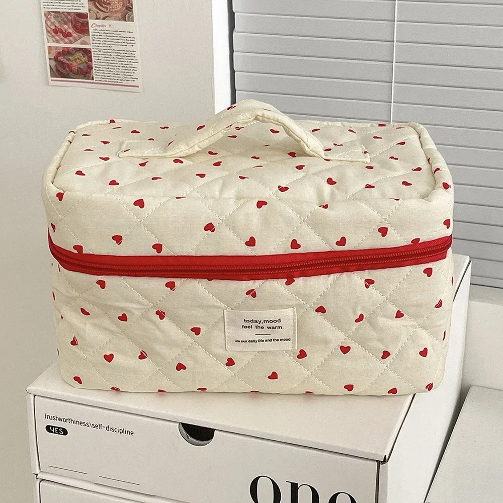 mode ins coeur femmes quilting sac de maquillage grande capacité toilette cosmétique pochette de rangement sac à main dames fermeture éclair sac de maquillage