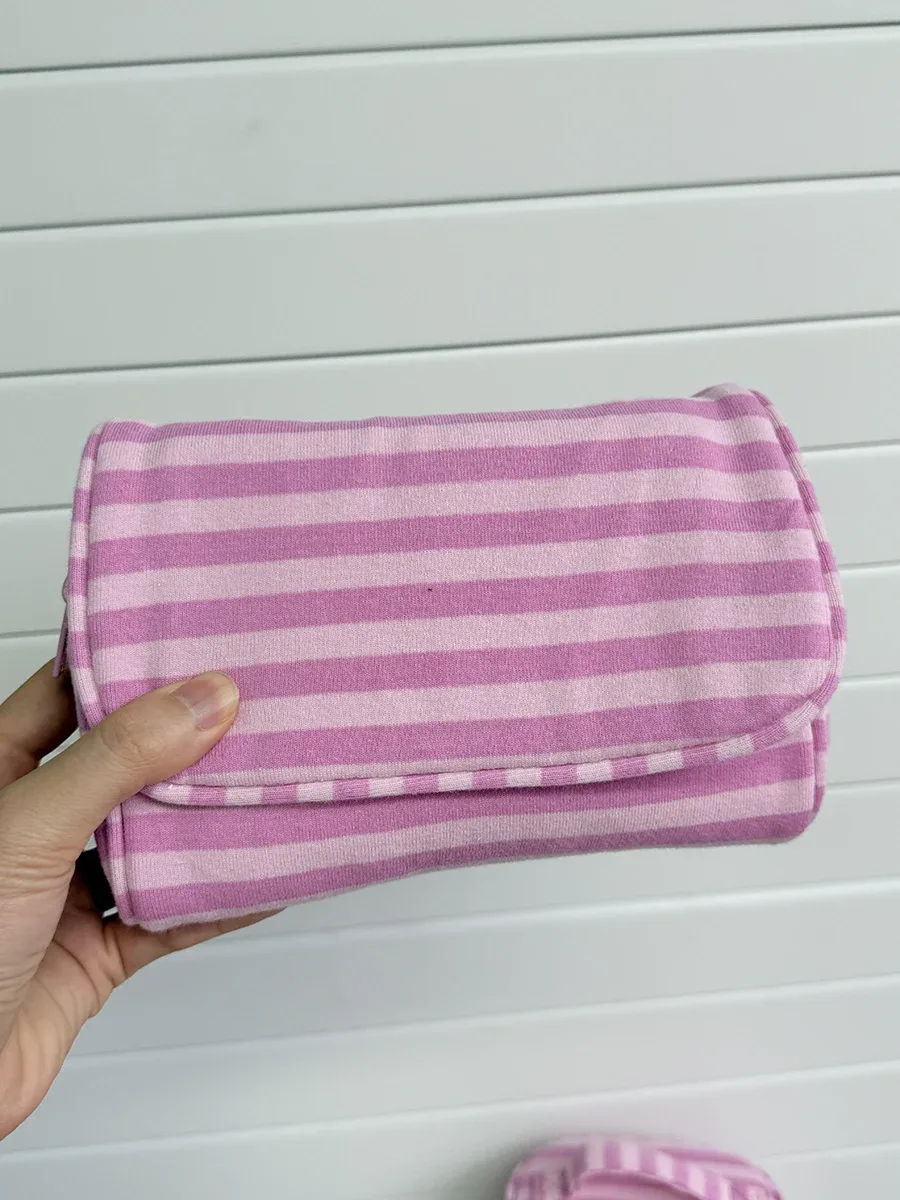 nouvelle trousse de maquillage rose rayée mignonne pour femme y2k, sac à main portable avec miroir et fermeture éclair, pochette de toilette en coton doux, organisateur de voyage cosmétique
