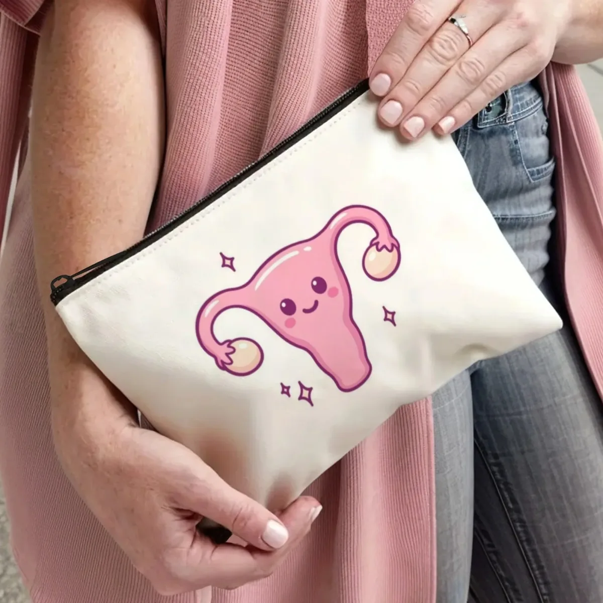 trousse de maquillage pour l'utérus de dessin animé mignon, portefeuille rose blush avec confettis souriants et cœur, cadeau idéal amusant pour les obgyn et les médiums