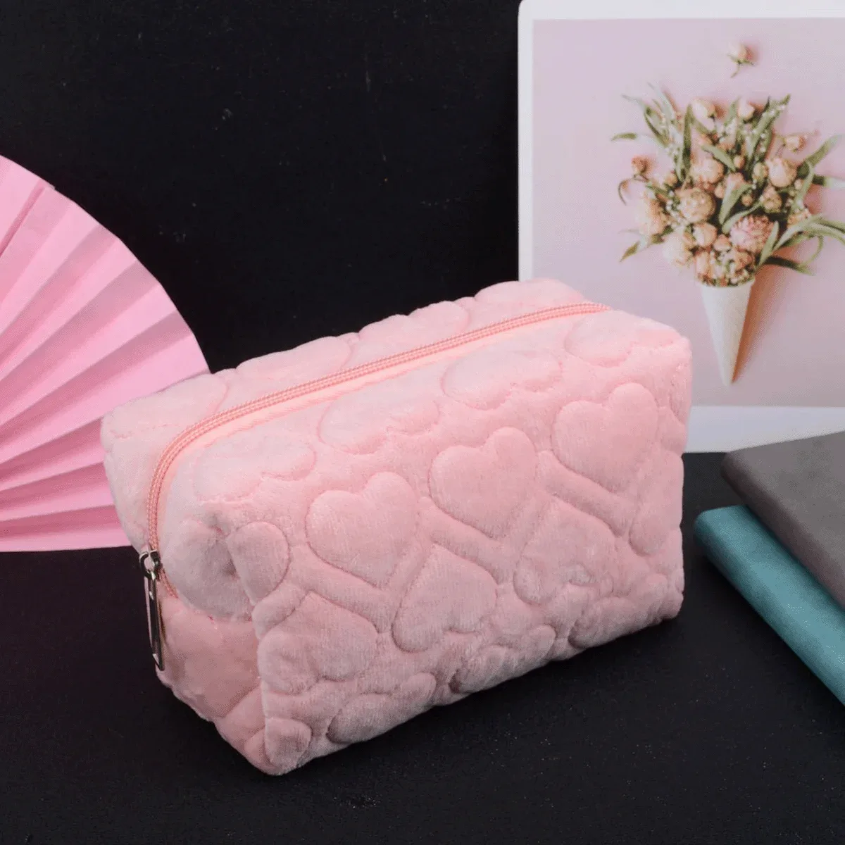 sac de maquillage à imprimé cœur, pochette de rangement portable à fermeture éclair pour femmes, sac à main de voyage pour cosmétiques et articles de toilette, cadeau de la saint-valentin et du nouvel an