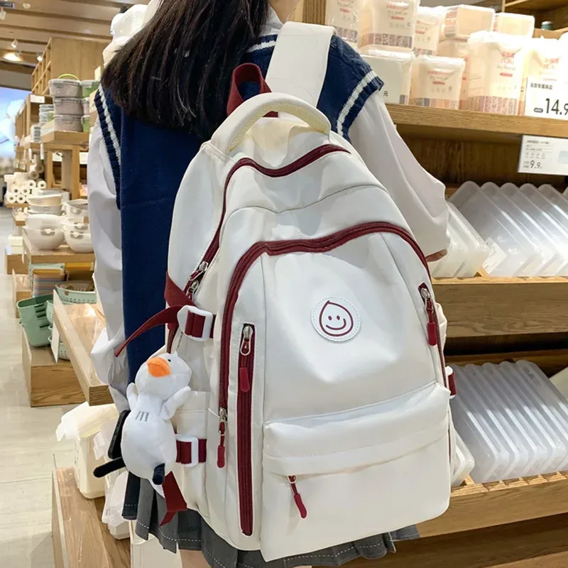 Sac Dos Nylon Blanc Rouge Bleu Patchwork Bandoulière Arquée Poche Ouverte Informatique Classement Souple Voyager École Collège