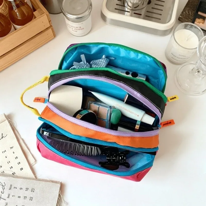 sac de maquillage en nylon avec imprimé lettres colorées dopamine, pochette cosmétique étanche, sac de rangement de voyage pour femmes et filles, pour usage quotidien en extérieur