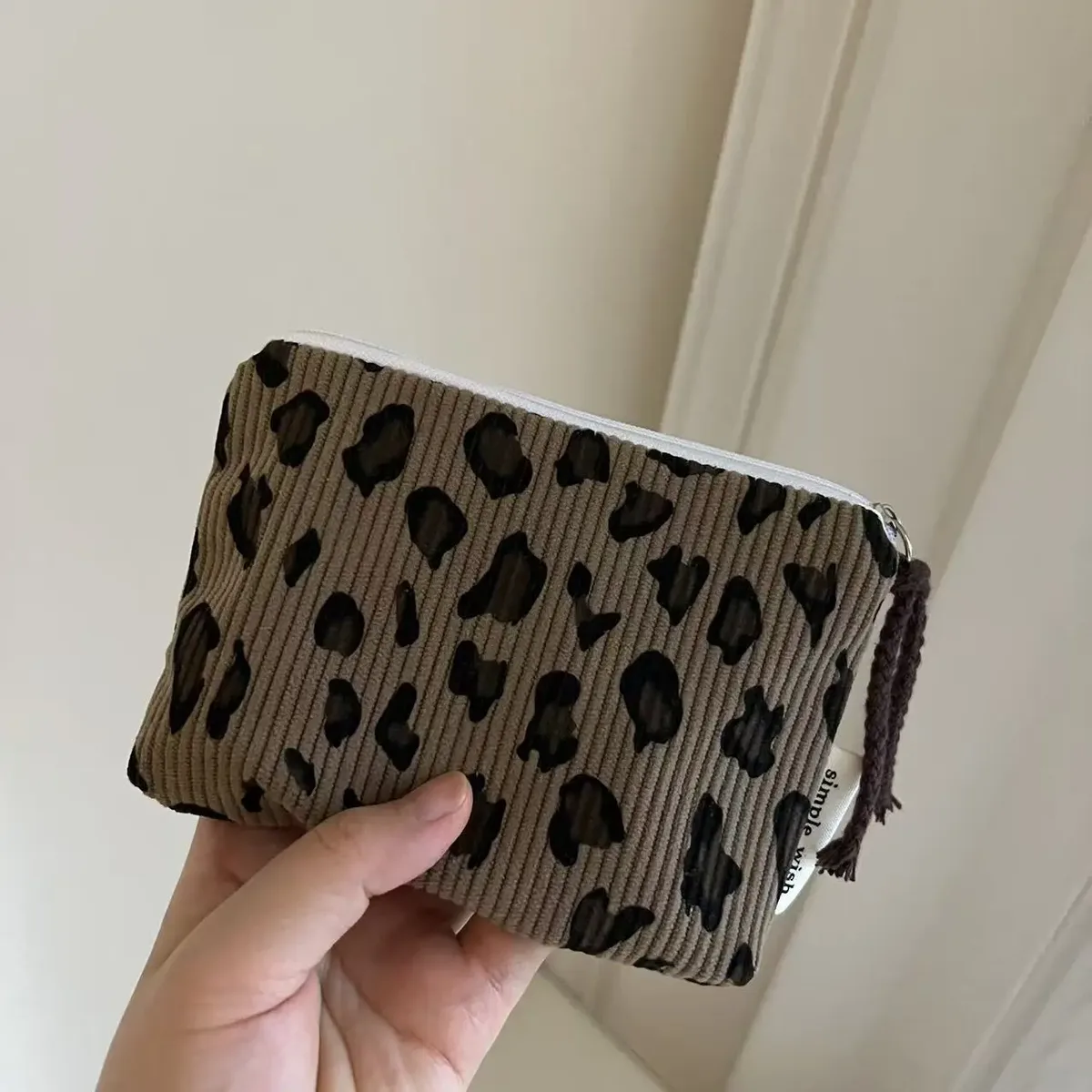 portefeuille rétro imprimé léopard pour femmes, mini pochette, porte-monnaie, sac de rangement, sac pour serviettes hygiéniques