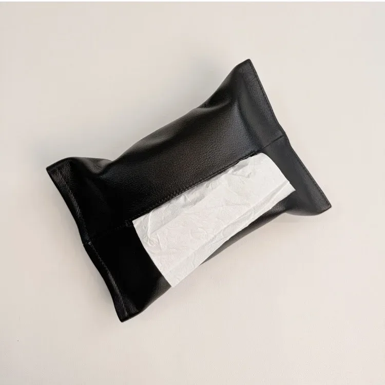 trousse toilette cuir vachette pleine fleur marron fixation ceinture sécurité voiture rangement mouchoirs coulissant