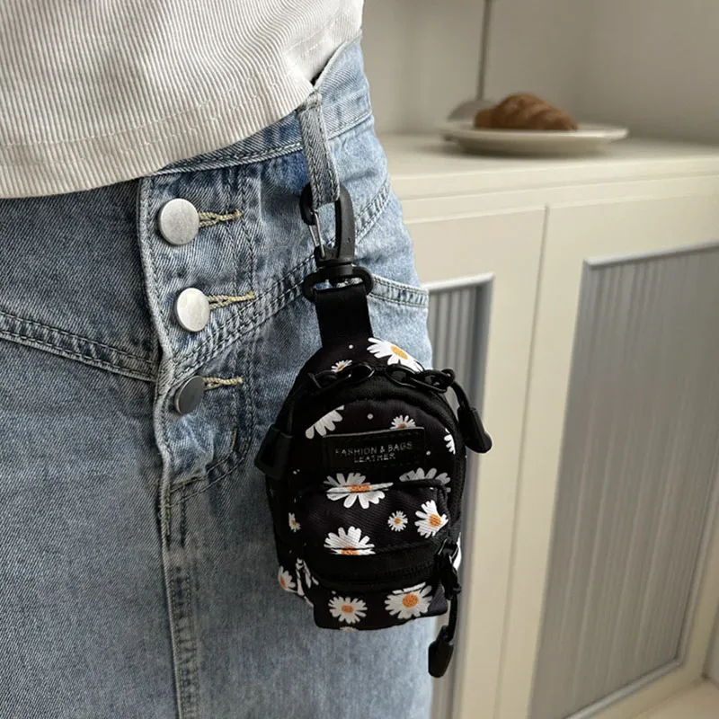 sac bandoulière mini pour femme, design tendance et original, en tissu, pour rouge à lèvres et écouteurs