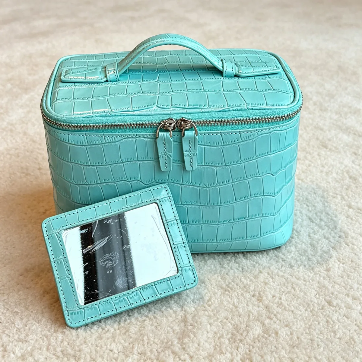 pochette de maquillage en cuir de vachette bleu à motif crocodile, nouvelle pochette de toilette de luxe en cuir véritable, grande capacité, pour voyage, rangement de cosmétiques