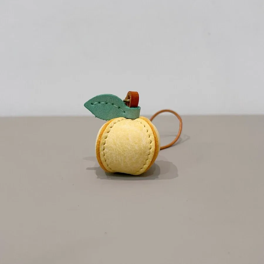 pendentifs en cuir véritable faits à la main pour sacs, sacs à main, sacs à dos, breloques mignonnes en cuir, accessoires porte-clés fruits