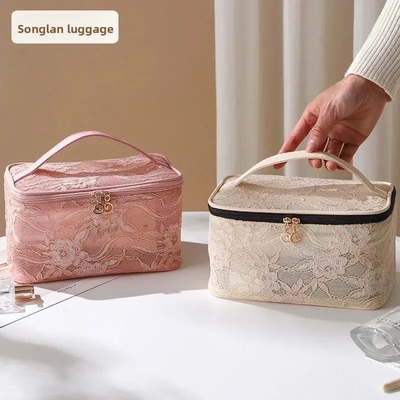 Sac de maquillage Portable de luxe, sac de rangement de cosmétiques Design en dentelle, pochette de toilette de voyage, sac à main en Fiber de Polyester avec fermeture à glissière