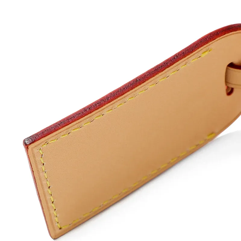 étiquette bagage cuir suspension initiales personnalisation or coutures dorées voyage beige marron rose variante taille
