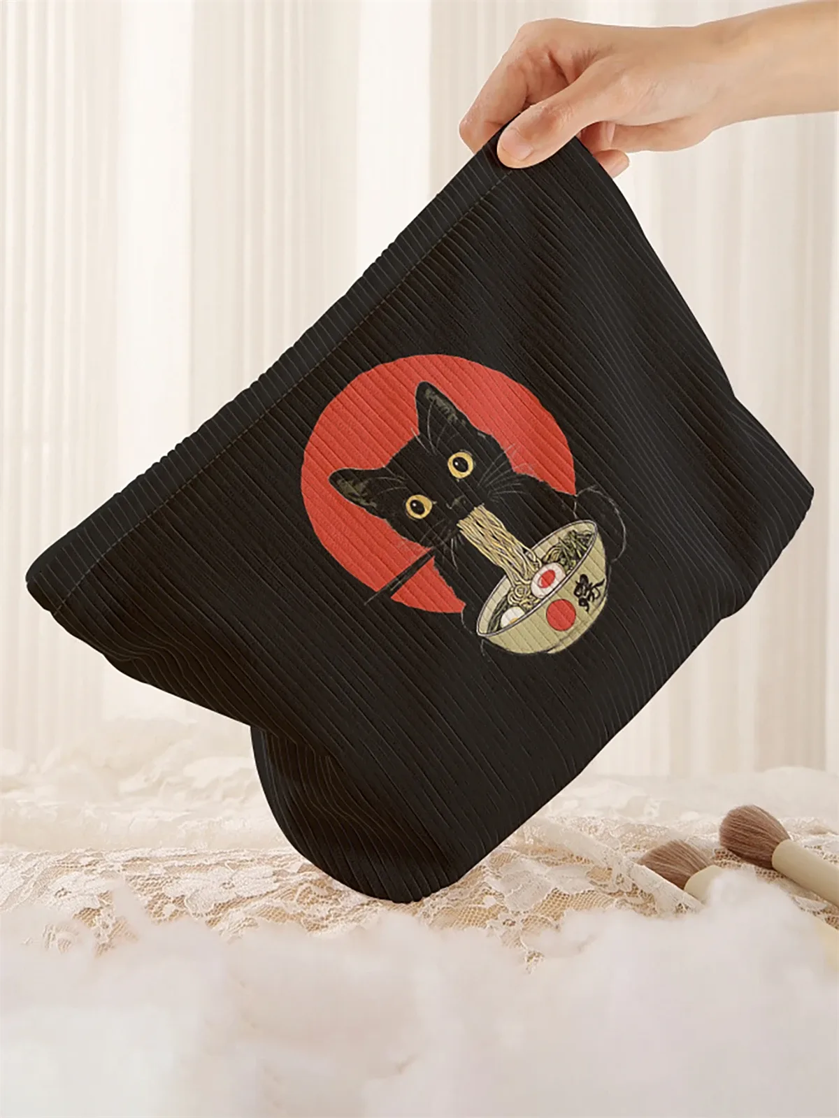 1 trousse de maquillage en velours côtelé imprimée à motif de chat noir, boîte de rangement de maquillage légère à fermeture éclair, sac multifonctionnel avec doublure