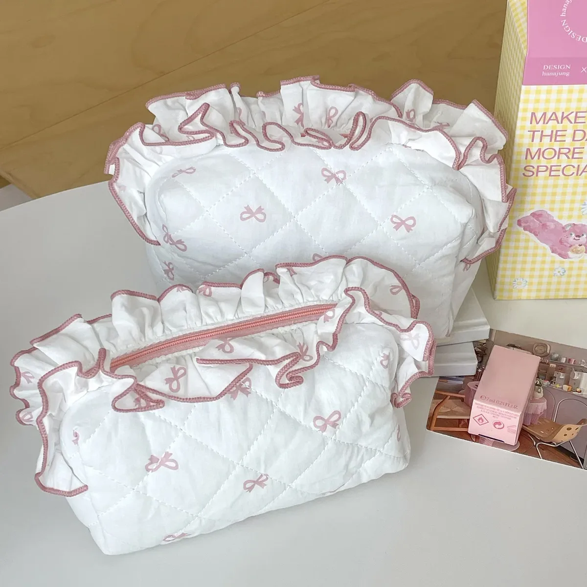 sac de maquillage avec nœud en dentelle pour femmes, sac à cosmétiques portable, sac de rangement de voyage mignon, pochette de toilette de grande capacité, sac à main féminin
