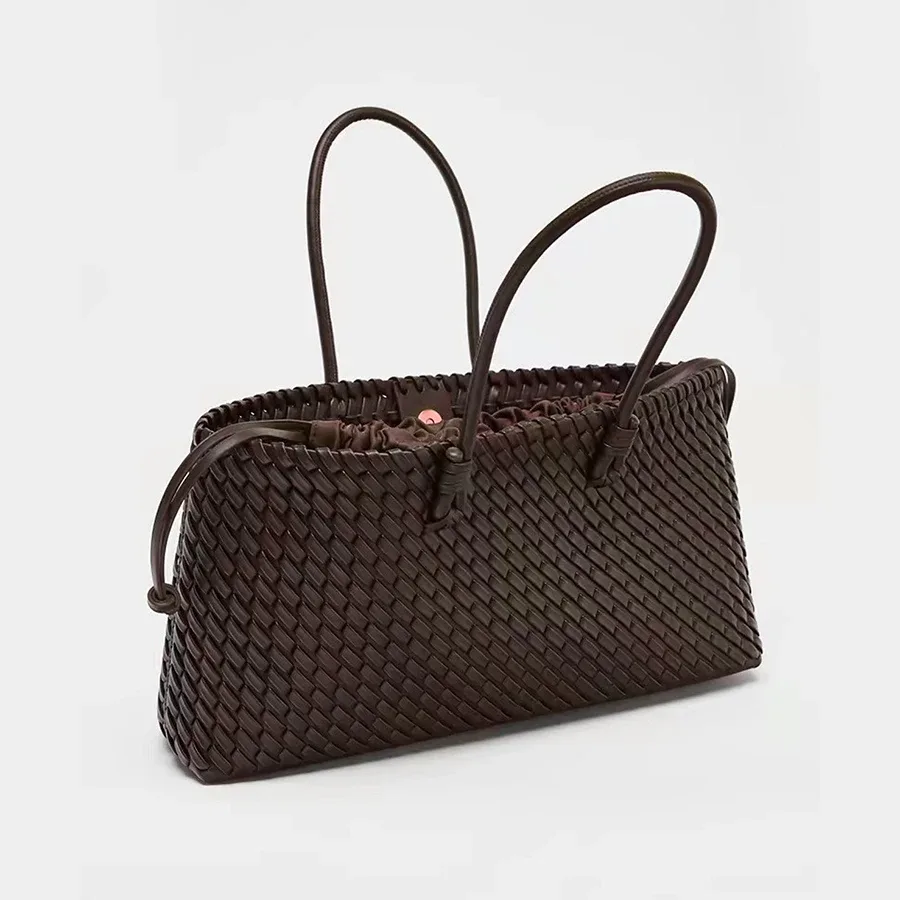 nouveau sac à main tissé pour les trajets quotidiens, élégant et polyvalent, sac fourre-tout de très grande capacité.