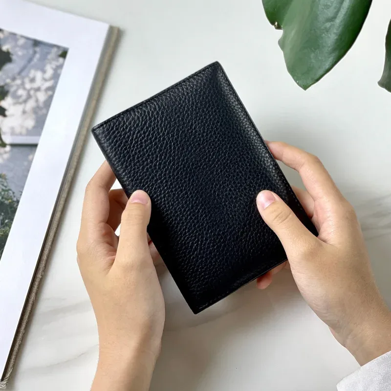 portefeuille porte-passeport personnalisé en cuir, sac à documents de grande capacité pour hommes et femmes, couverture de passeport en cuir pratique