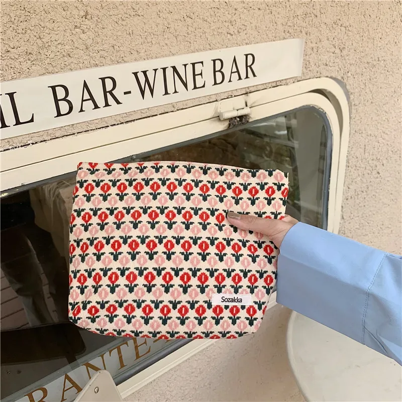 trousse à cosmétiques imprimée de fleurs pour femmes, trousse à crayons, trousse de voyage pour la présidence, trousse de maquillage florale mignonne, rouge à lèvres, pinceaux de maquillage, sac de rangement en poudres
