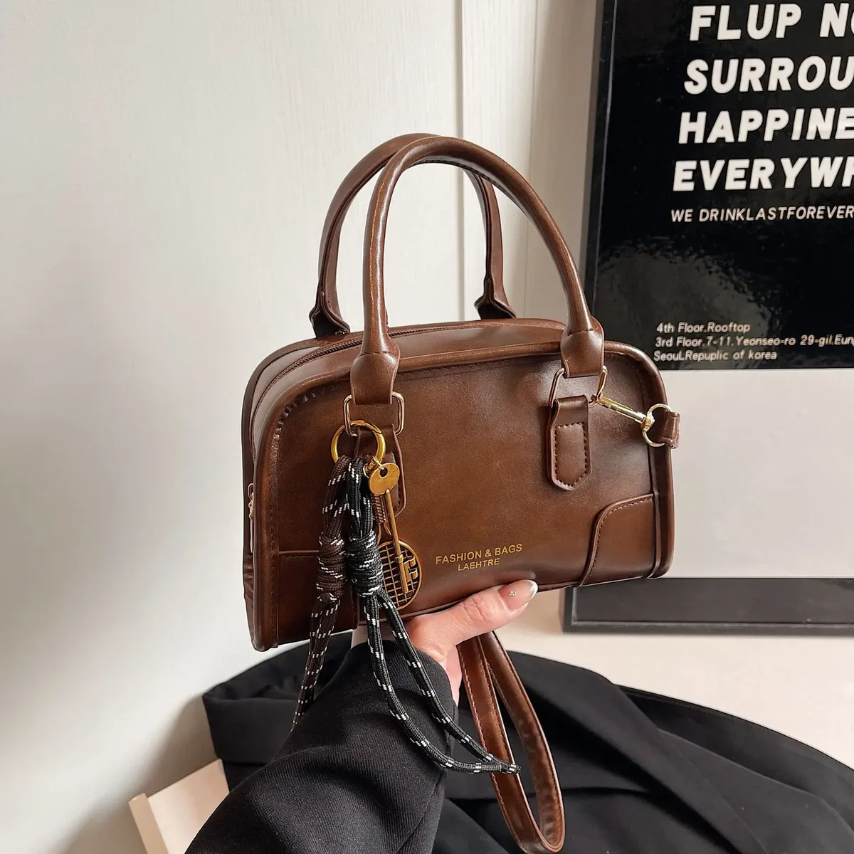 petit sac carré souple pour femmes, sac à main à la mode, sac à bandoulière multifonctionnel, mini sac boston pour événements décontractés, shopping, travail